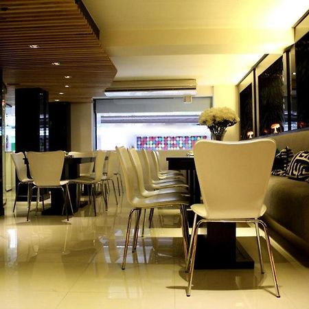 Hotel Vista Express Bangkok Exterior photo